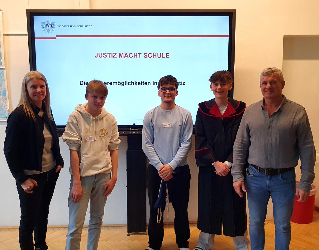Besuch Staatsanwältin1 bea