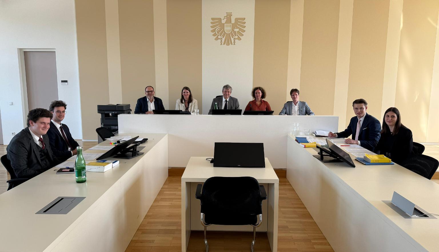 Moot Court1