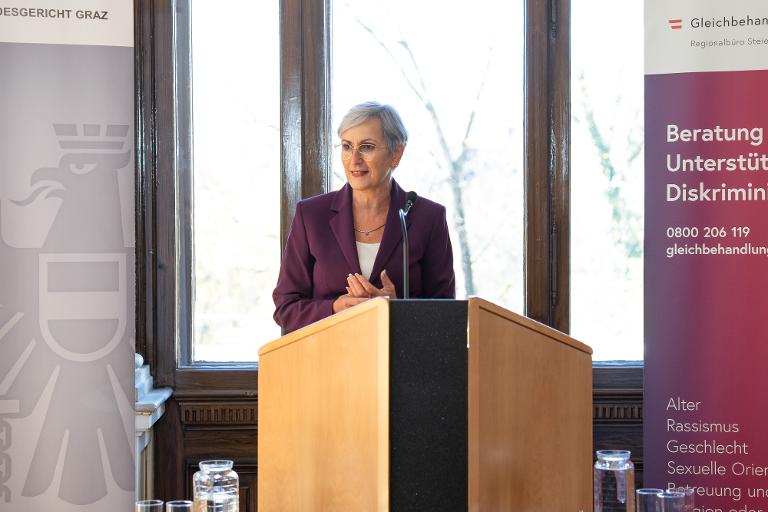 wege zur gleichbehandlung graz dr. anna sporrer © michael schnabl 012
