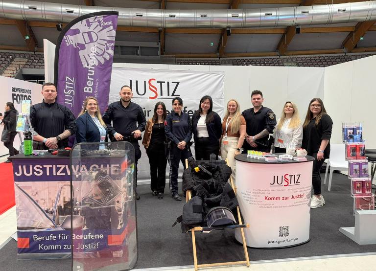 Jobmesse Salzburg Gruppenfoto 1 bea