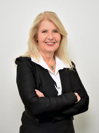 Mag.ª Sabine ANZENBERGER
Richterin des Landesgerichtes Mag.ª Sabine ANZENBERGER
Richterin des Landesgerichtes
