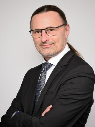 Mag. Armin SCHECK
Richter des Landesgerichtes Mag. Armin SCHECK
Richter des Landesgerichtes