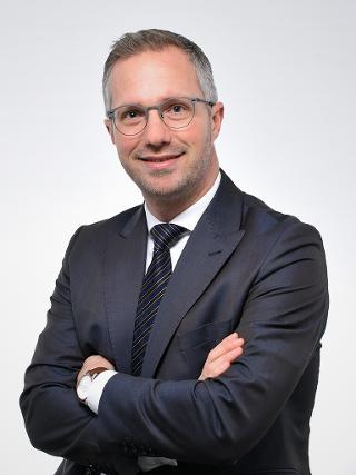 Dr. Peter W. EGGER, LL.M.