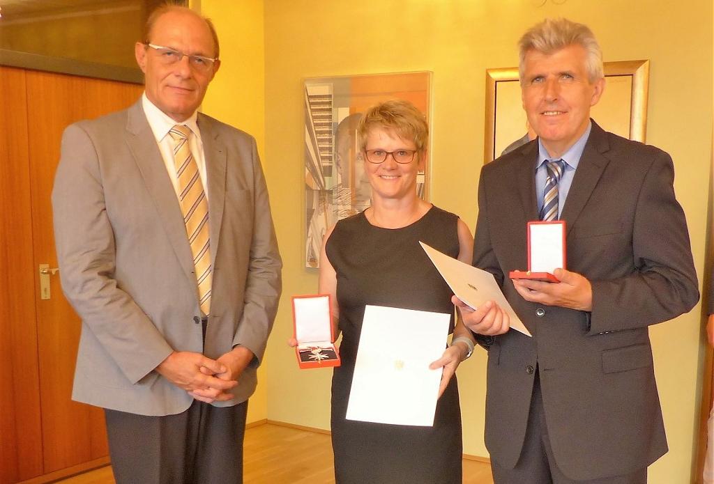 von links nach rechts: Dr. Schröder, Marion Narr, Herbert Praxmarervon Links nach Rechts: Dr. Schröder, Marion Narr, Herbert Praxmarer