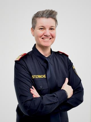 Bezirksinspektorin Birgit ERHARDT